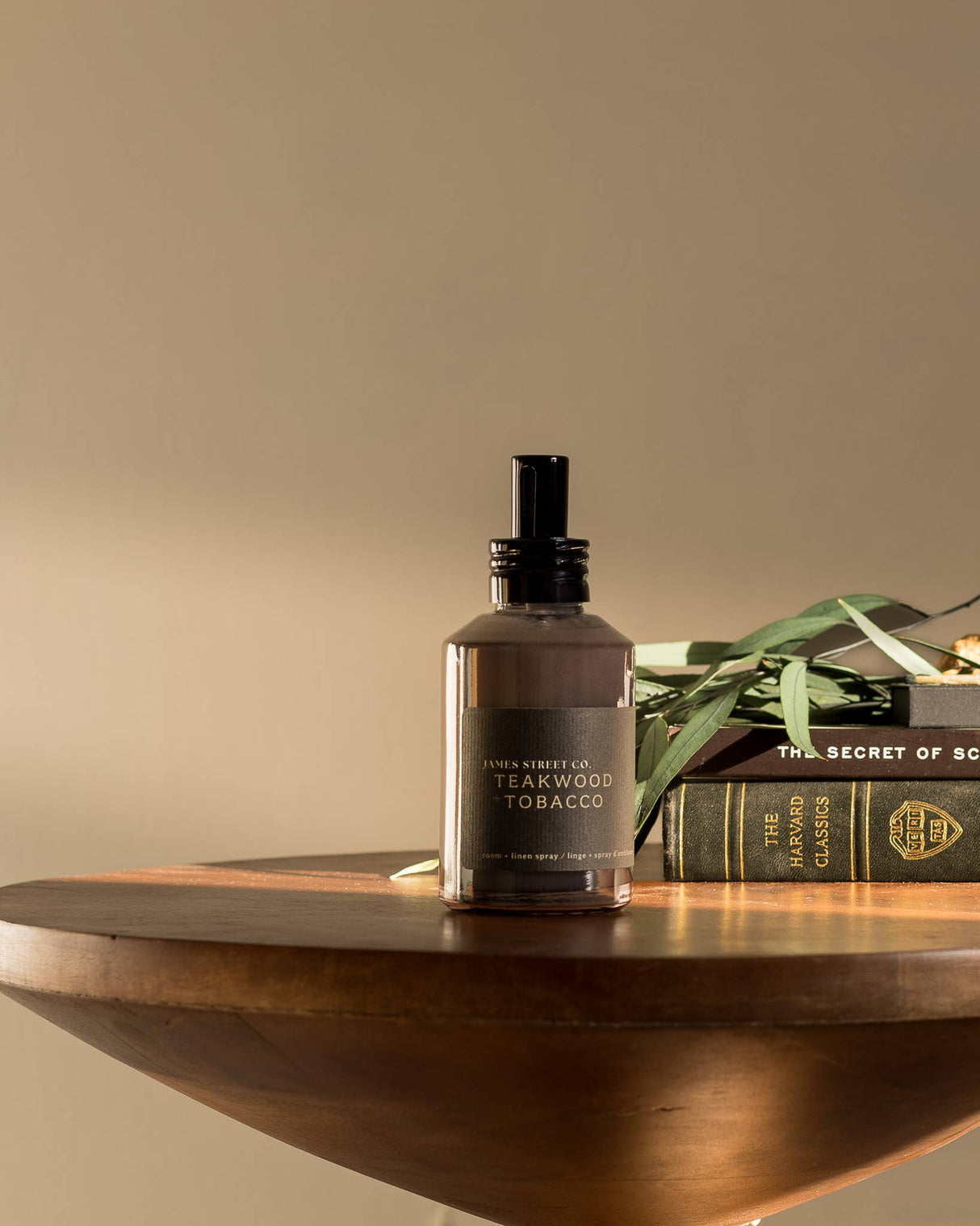 Teakwood + Tobacco Room Linen Spray | Warm, Inviting, Mellow