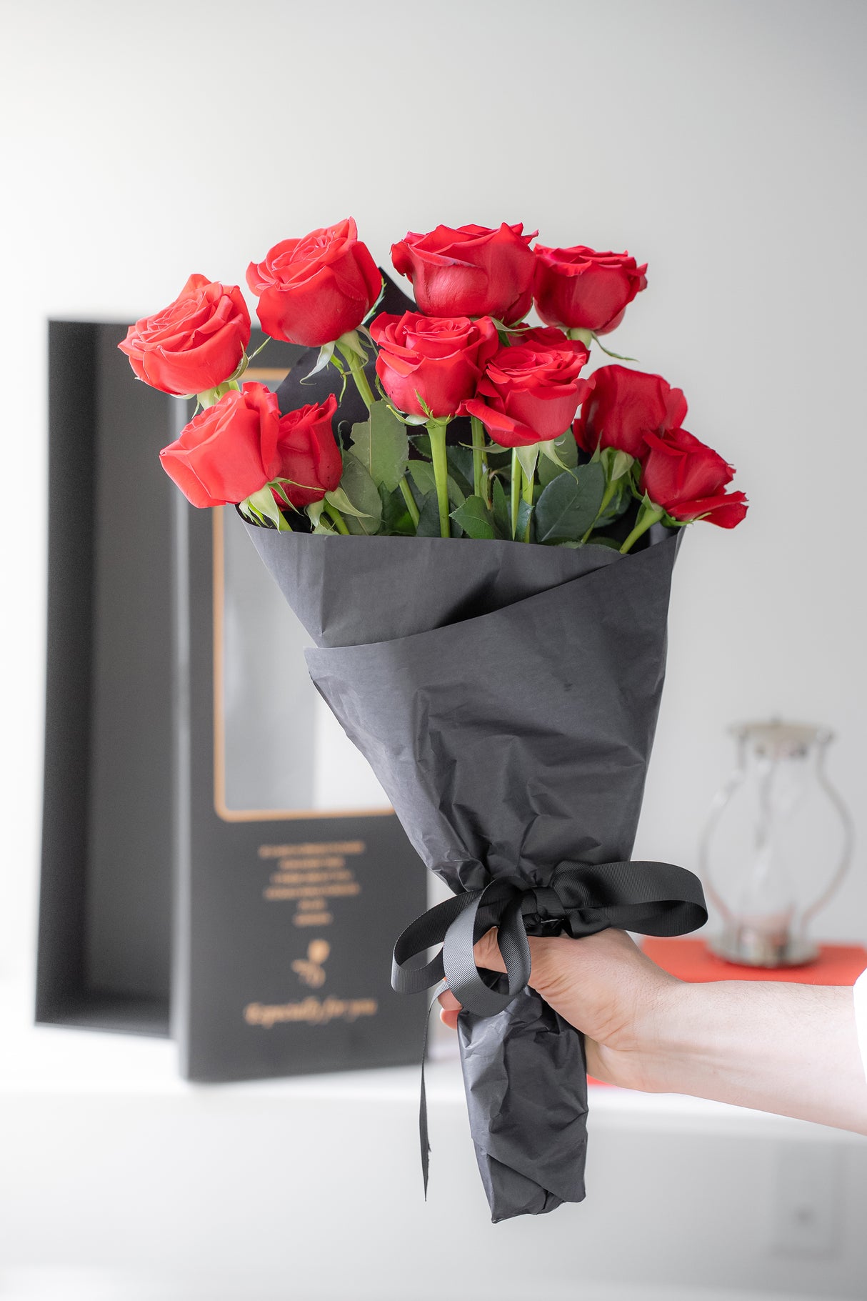 Rosa Prima® Freedom Red Roses — 12 Premium Roses